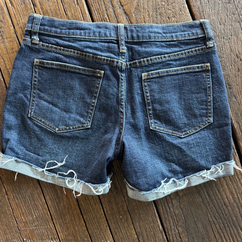 GAP 1969 Dark Blue Jean Denim Cutoff Frayed Shorts Women’s Size 26, 5” Short - Picture 3 of 9